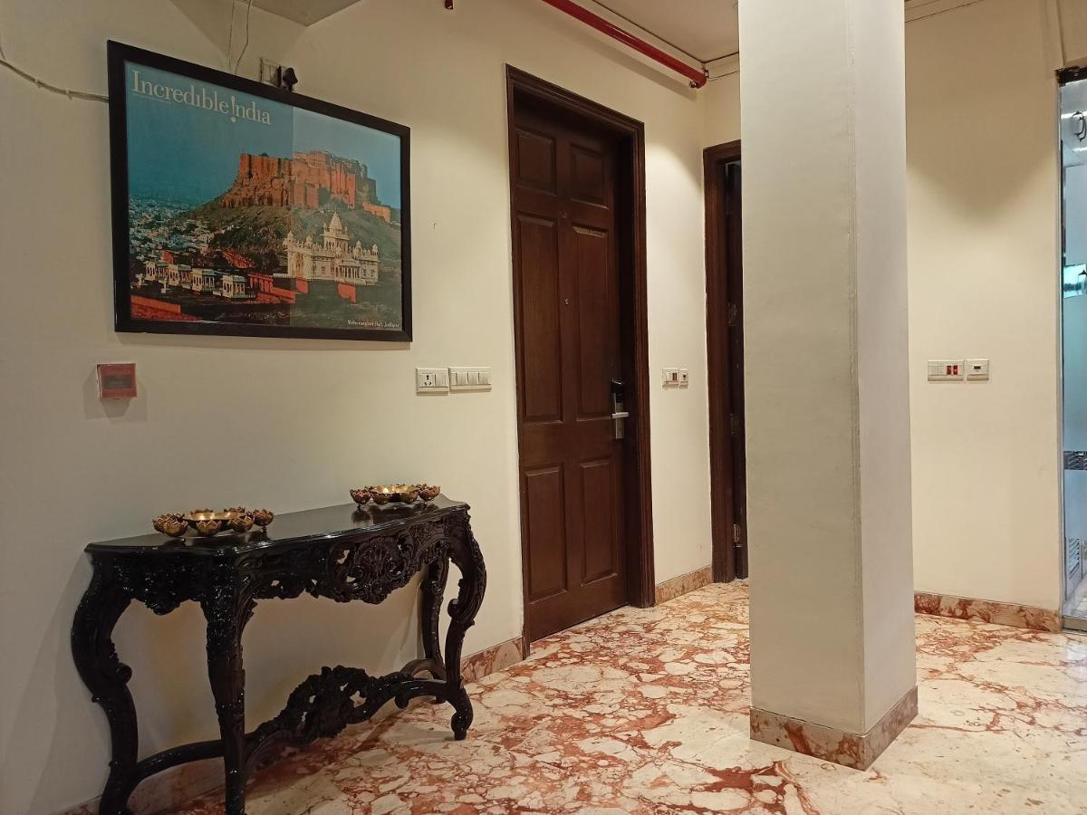 Cosy Grand, Chanakyapuri By The Cosy Hotels New Delhi Exterior photo