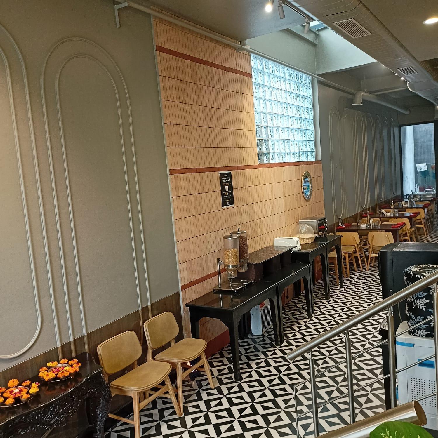 Cosy Grand, Chanakyapuri By The Cosy Hotels New Delhi Exterior photo